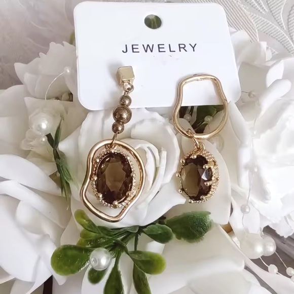 Anthropologie Gold and Brown Earrings - Picture 1 of 10
